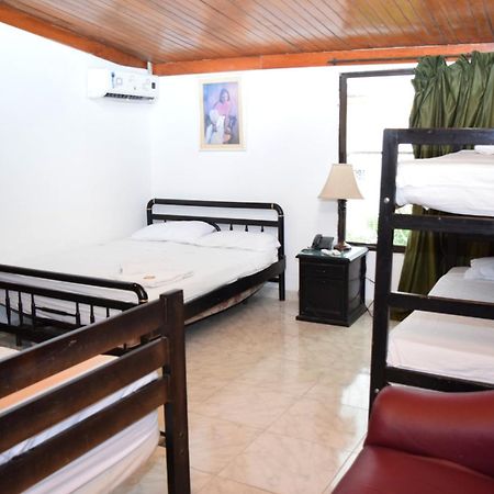 Hotel Roca & Mar ซันตามาร์ตา ภายนอก รูปภาพ