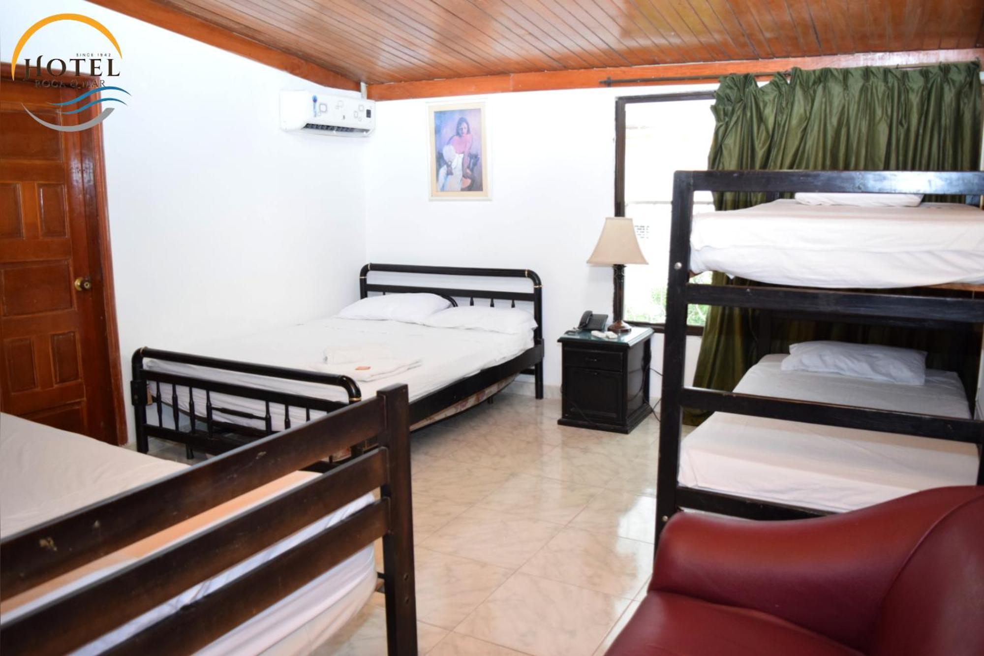 Hotel Roca & Mar ซันตามาร์ตา ภายนอก รูปภาพ